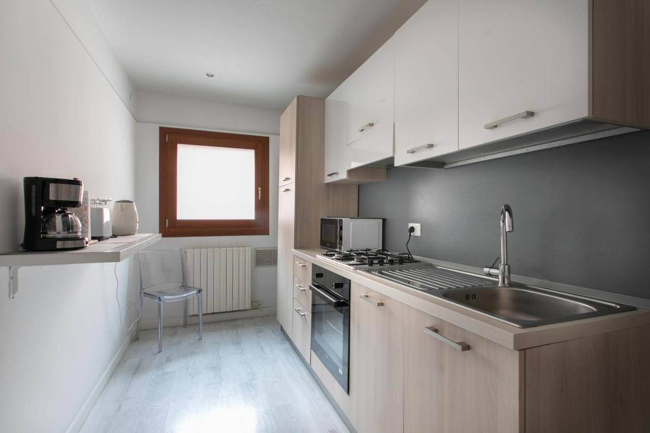 Canaletto Apartment Rialto Venice Exterior photo